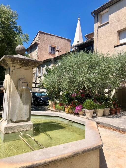 Logement Neuf, Tout Confort, Au Coeur Du Village Saint Didier  Exterior foto